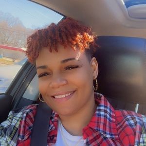 Meet your Posher, Natisha